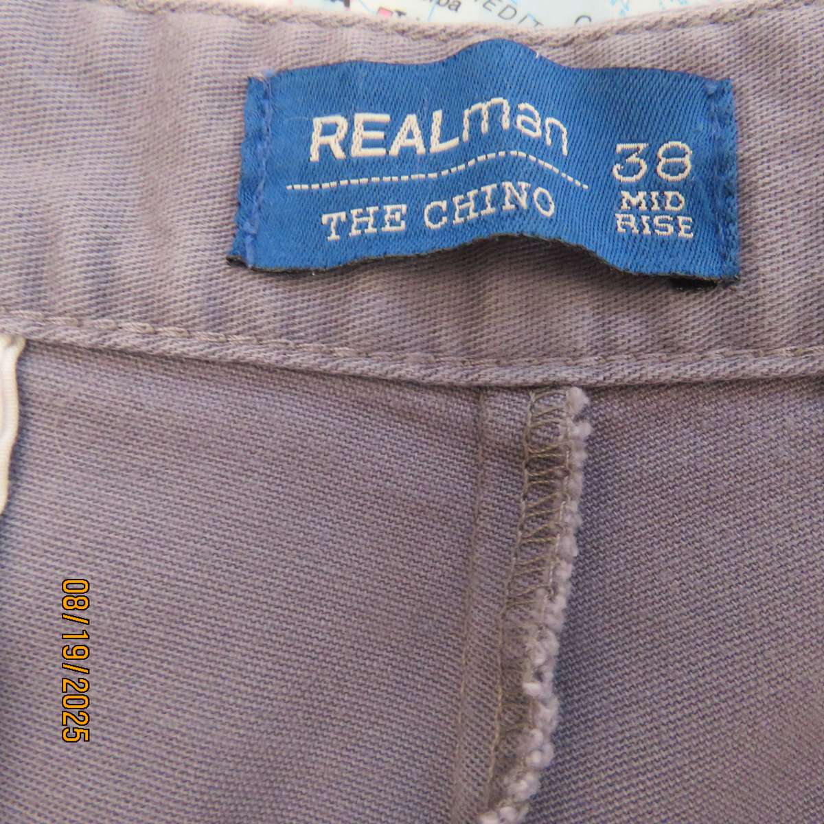REAL Man lead grey chino shorts size 38. Pockets sides and back. Mid rise.