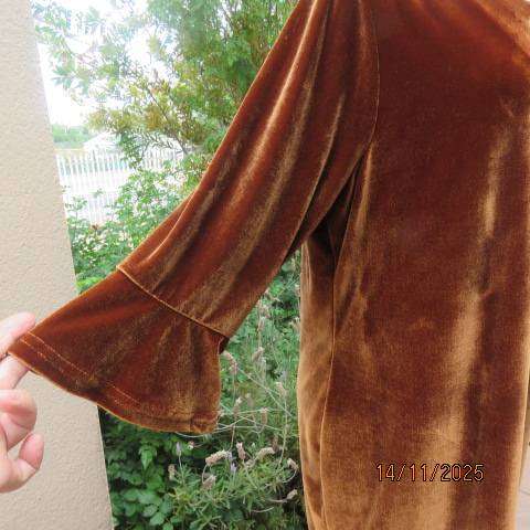 INSPIRE rich ochre colour long stretch polyester velvet dress. With peephole. Size 42