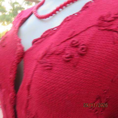 FOSHINI dark red cotton-viscose knit button down cardigan with crochet edgings. Size 40