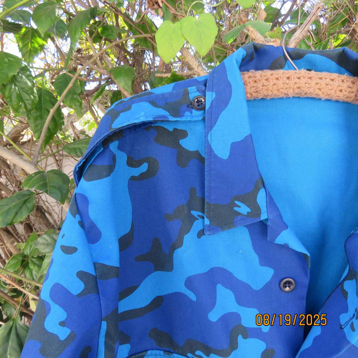 BRILLIANTECH blue camo rainproof long sleeve jacket. Large pockets. Size 5XL