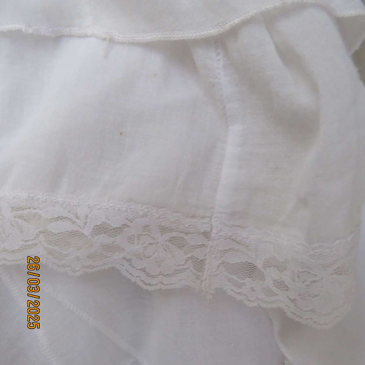 WOOLWORTHS high low pointed thin cotton white gored 2 layer skirt size 32.