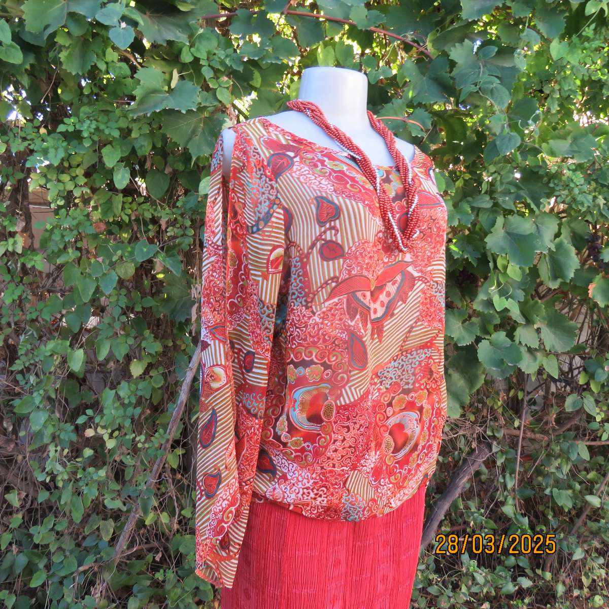 FASHION EXPRESS autumn colour long open top sleeve sheer polyester top size 38.