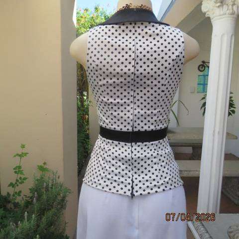 WWW white and black polkadot shiny polycotton stretch peplum top with long back zip, size 30