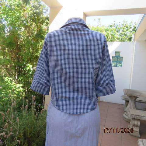 RIVER Trader blue-navy check polycotton button down top size 36.