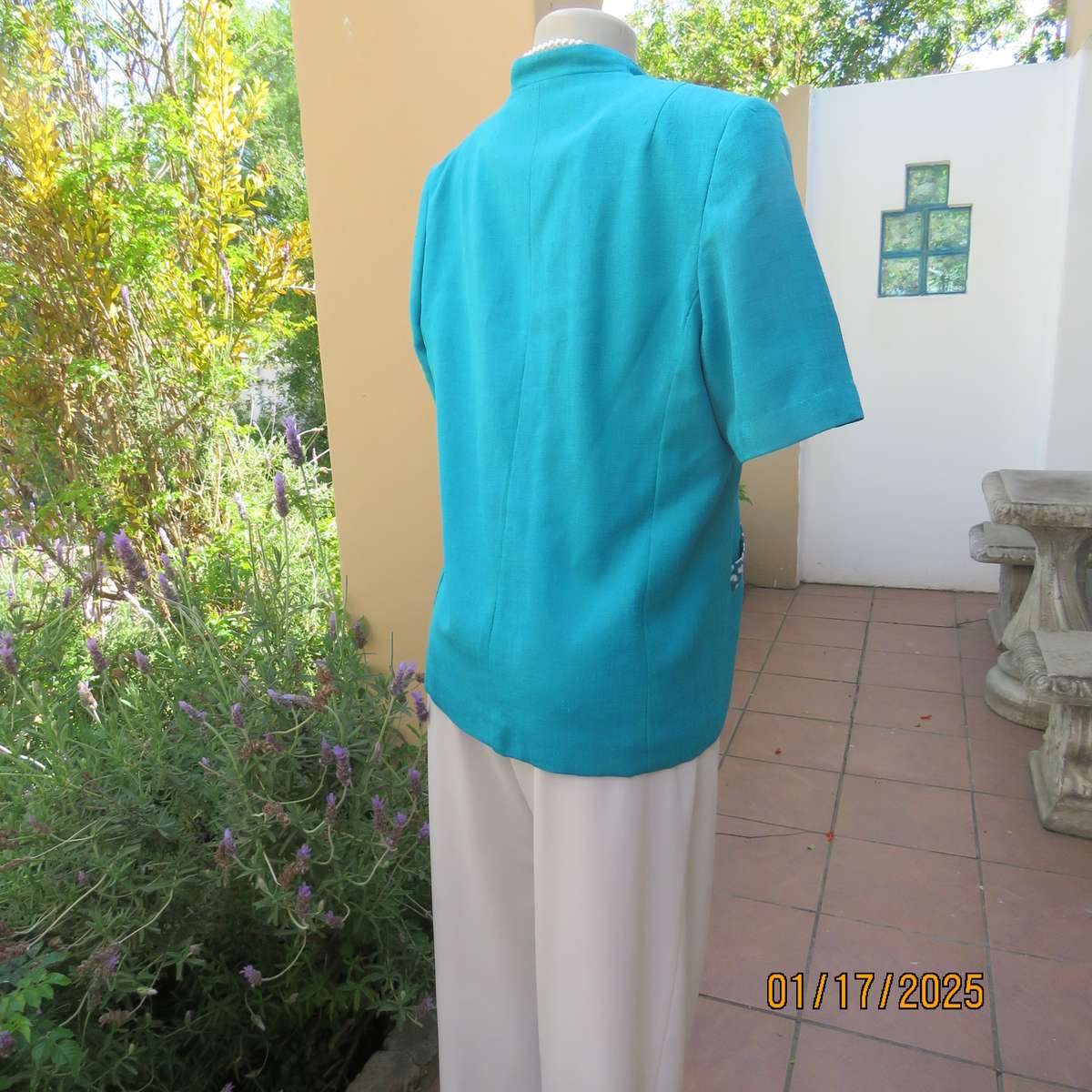 LADY RUTH REED 80's vintage turquoise short sleeve jacket. With floral edging. Size 38. As new cond.