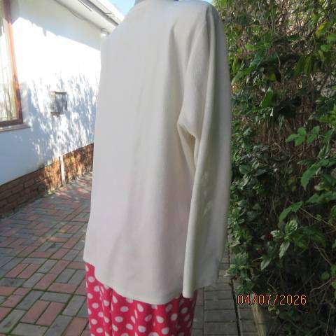 Pink and white polka dot pajama set with long sleeve top and pants, size 44
