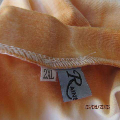 Polycotton stretch top in white and caramel lines resembles colour wash. size 42