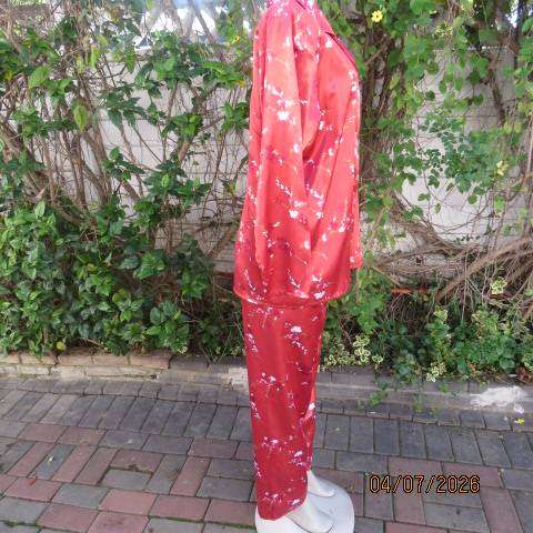 DREAMER dark crimson floral sleepwear set with long pants and button-down top, size 40