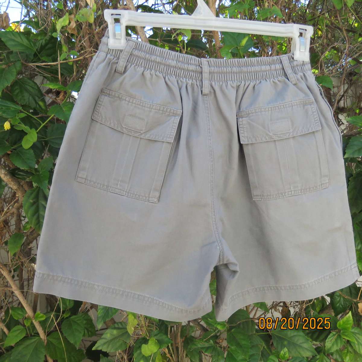 KEYMAN casual grey cotton shorts with drawstring. Size 34.