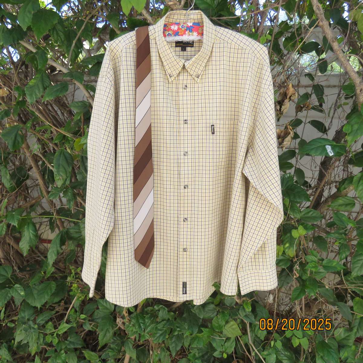JEEP men's long sleeve yellow-olive-white check polycotton shirt. Size L. Free tie