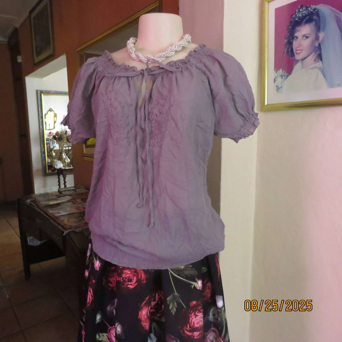 Silky grey colour peasant style creased cotton top size 40.