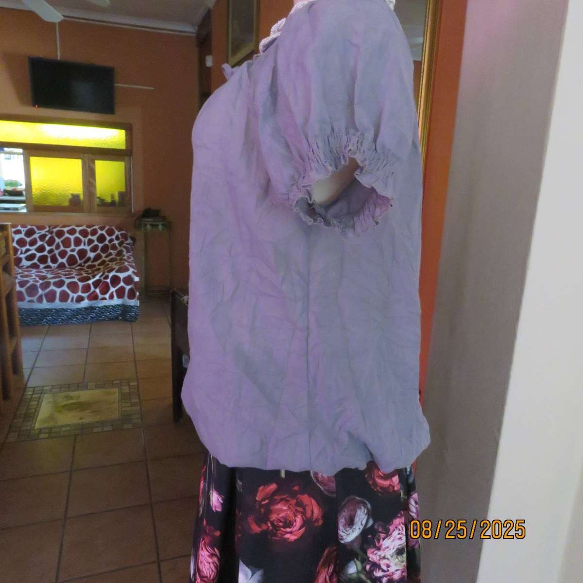 Silky grey colour peasant style creased cotton top size 40.