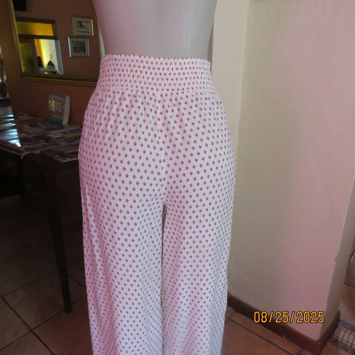REAL Woman viscose wide legged cream pants with diamond pattern and border. Size 34