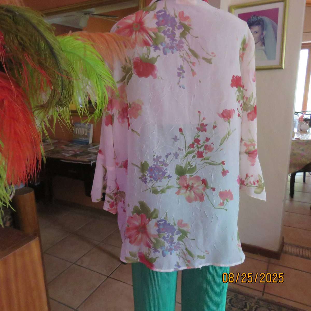 PENNY C white floral slightly creased button down top. Wide flare cuffs. Size 42-44