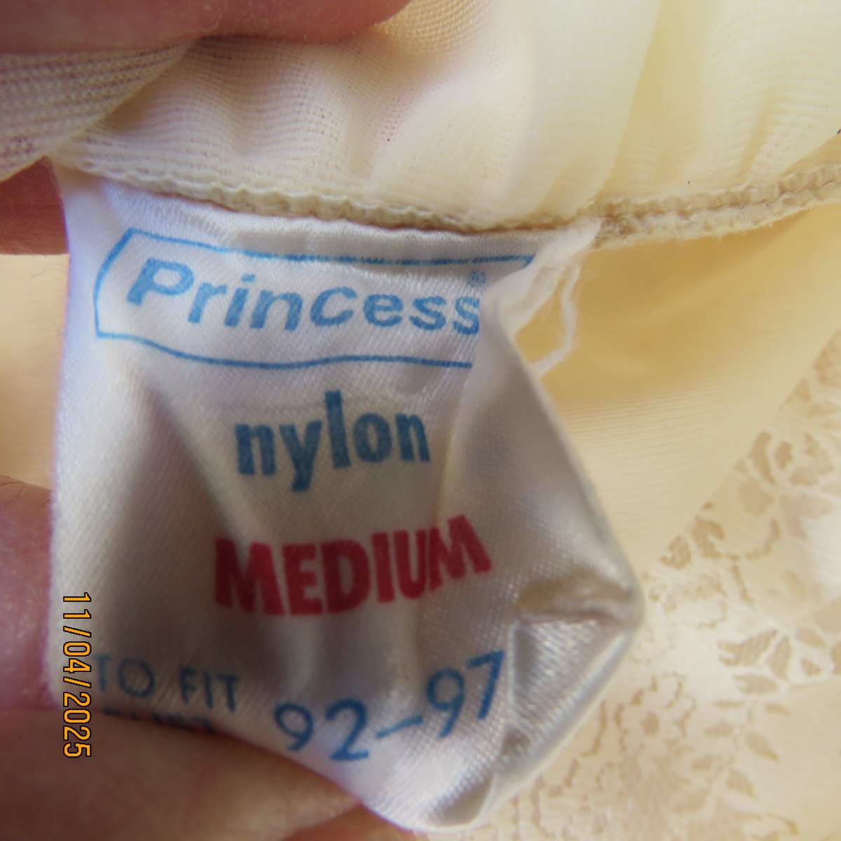 PRINCESS nostalgic rich cream nylon-lace button down night gown size Medium.