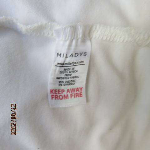 MILADYS white long sleeve viscose stretch top with front gathered turtle neck collar, size 44-46