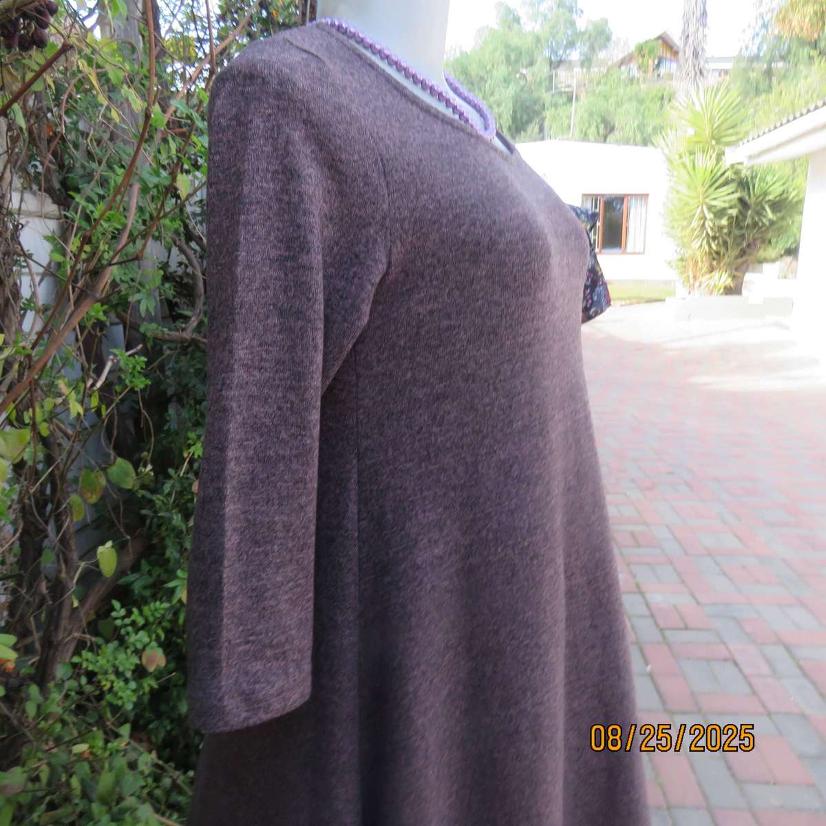 Truworths Long Warm Stretch Polyester Peach-Black Mottled Top Size 30-32
