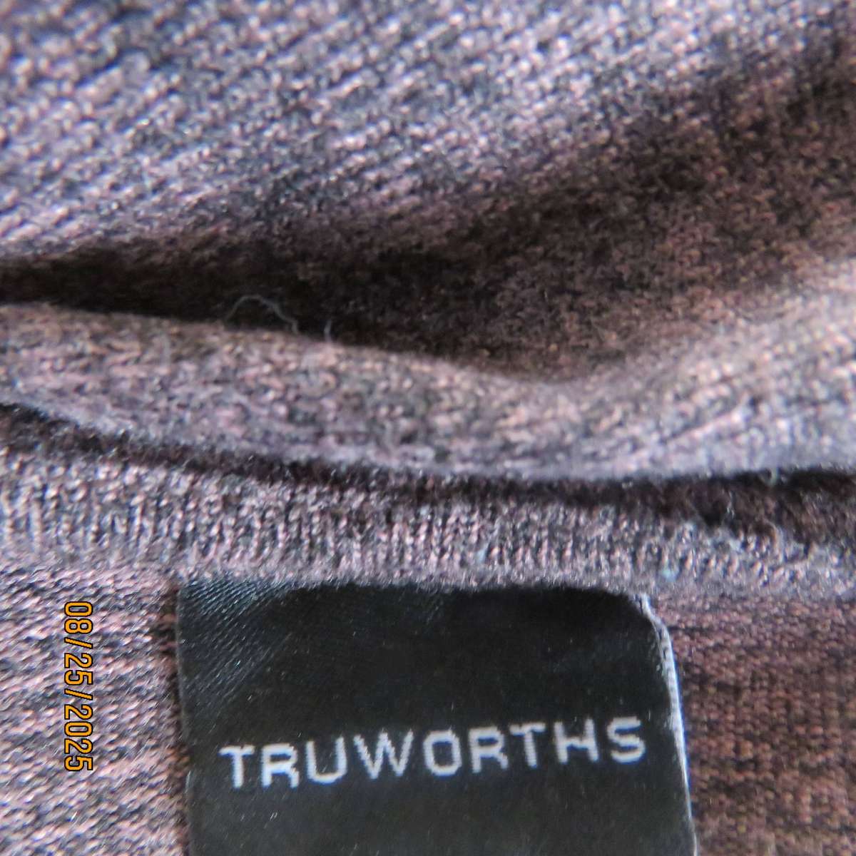 Truworths Long Warm Stretch Polyester Peach-Black Mottled Top Size 30-32