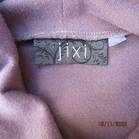 JIXI Clothing dusty mauve long sleeve slip over polyester knit top with poloneck. Size 38