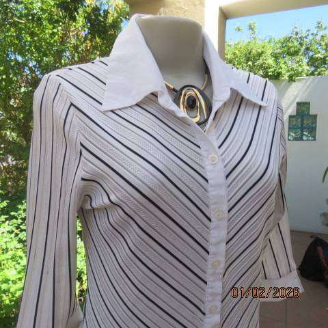 CONTEMPO white polycotton stretch button down top with opaque and black stripes. Size 32