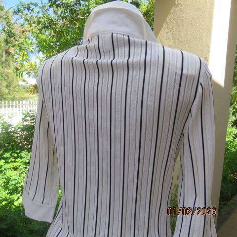 CONTEMPO white polycotton stretch button down top with opaque and black stripes. Size 32