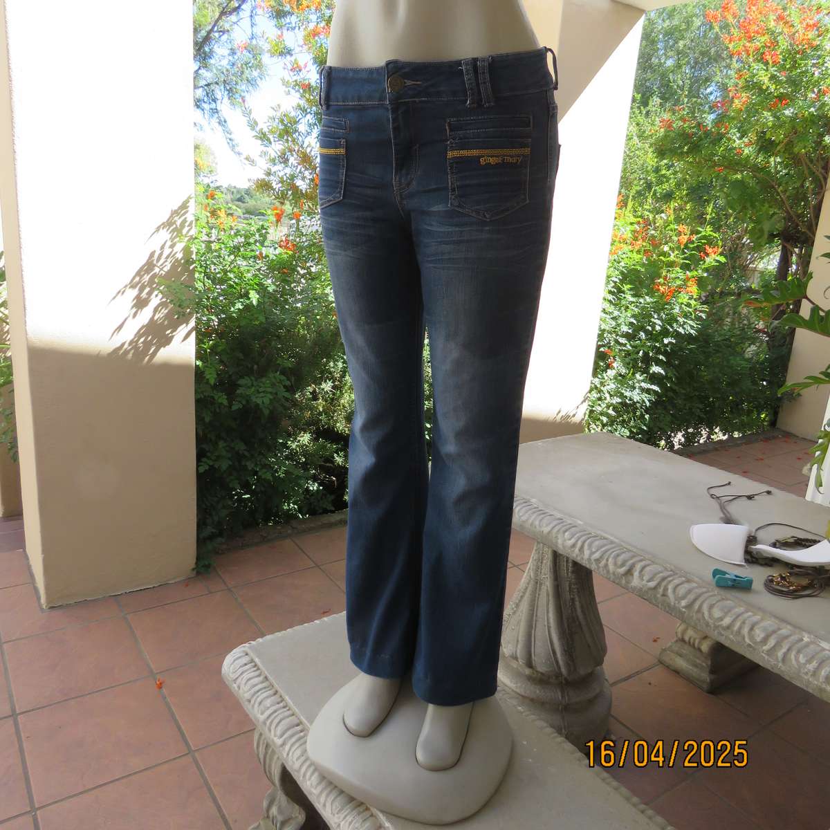 GINGER MARY blue denim stretch cotton jeans size 36. Gold colour stitching.