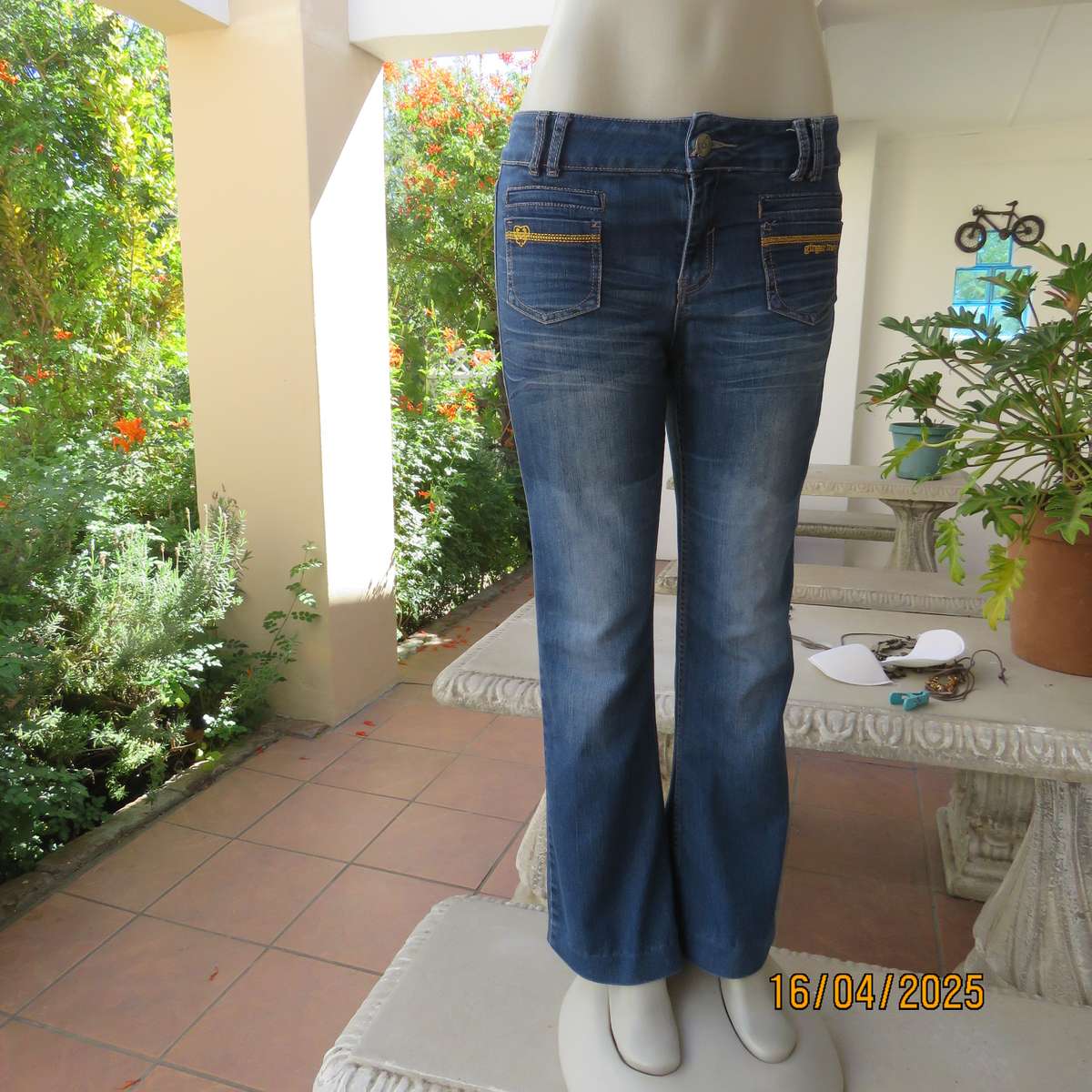 GINGER MARY blue denim stretch cotton jeans size 36. Gold colour stitching.
