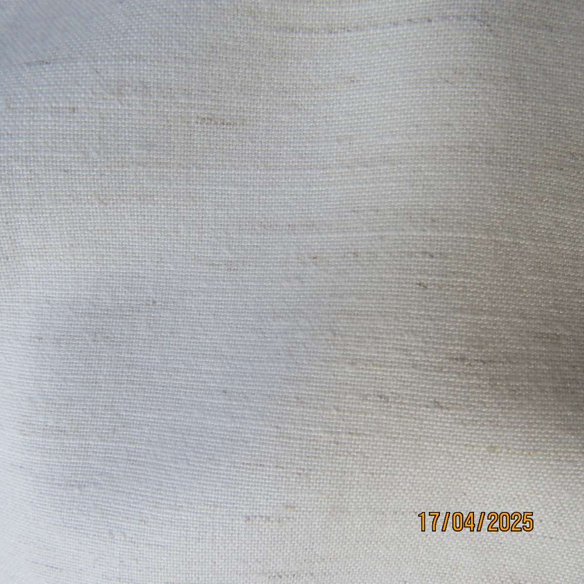 IN FOCUS mottle cream ankle length polycotton pencil skirt size 42. As new