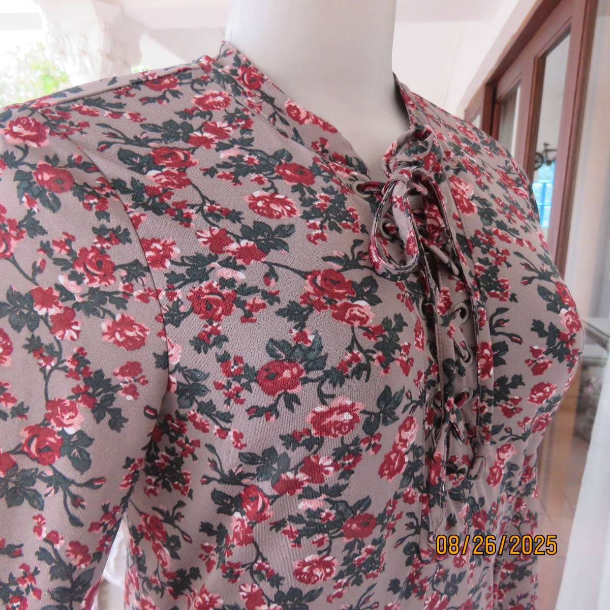 ONLY long fully lined stretch polyester mouse grey with red-green flowers dress-top. Size 32