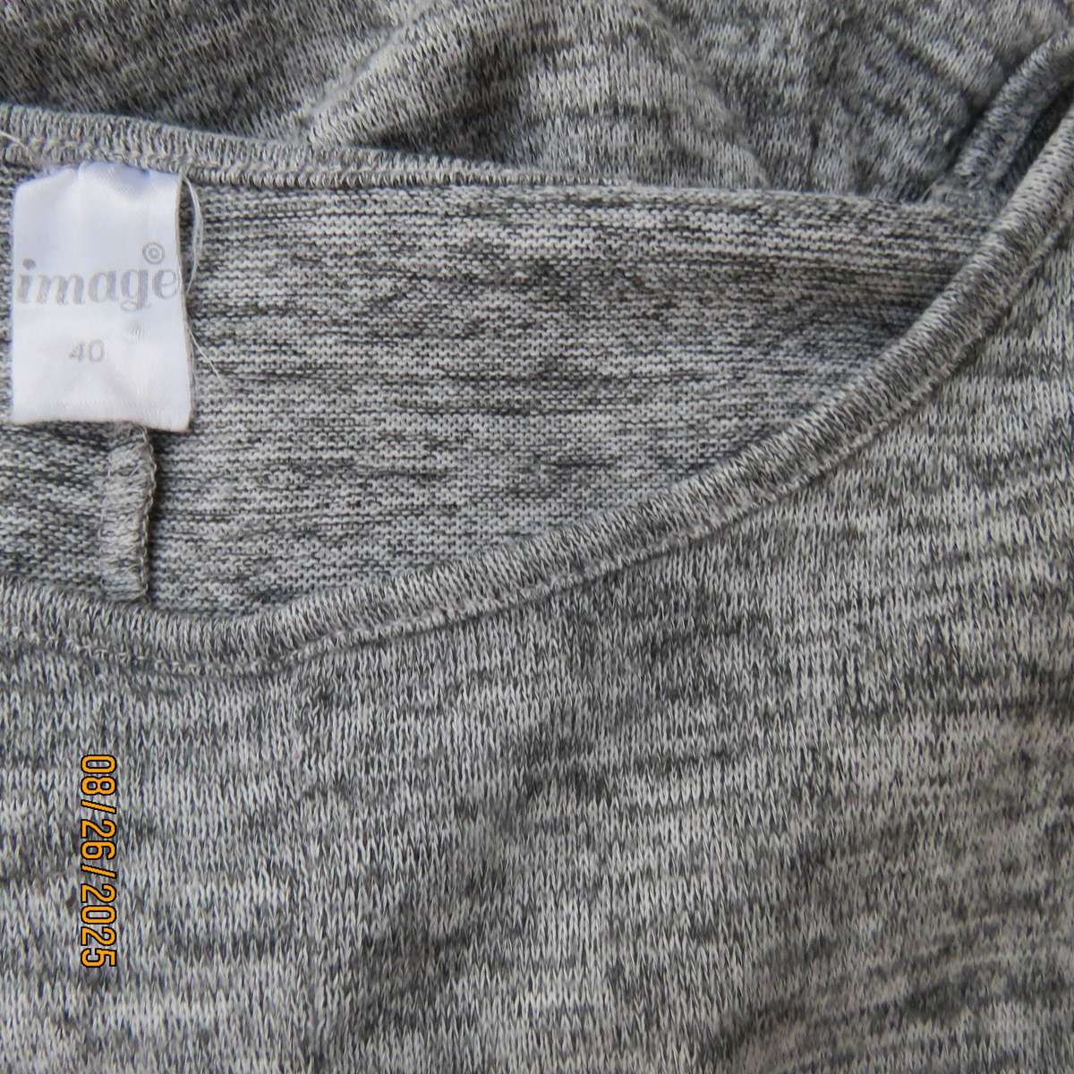 Mottled grey long sleeve slip over long sleeve woven stretch polyester top size 40.