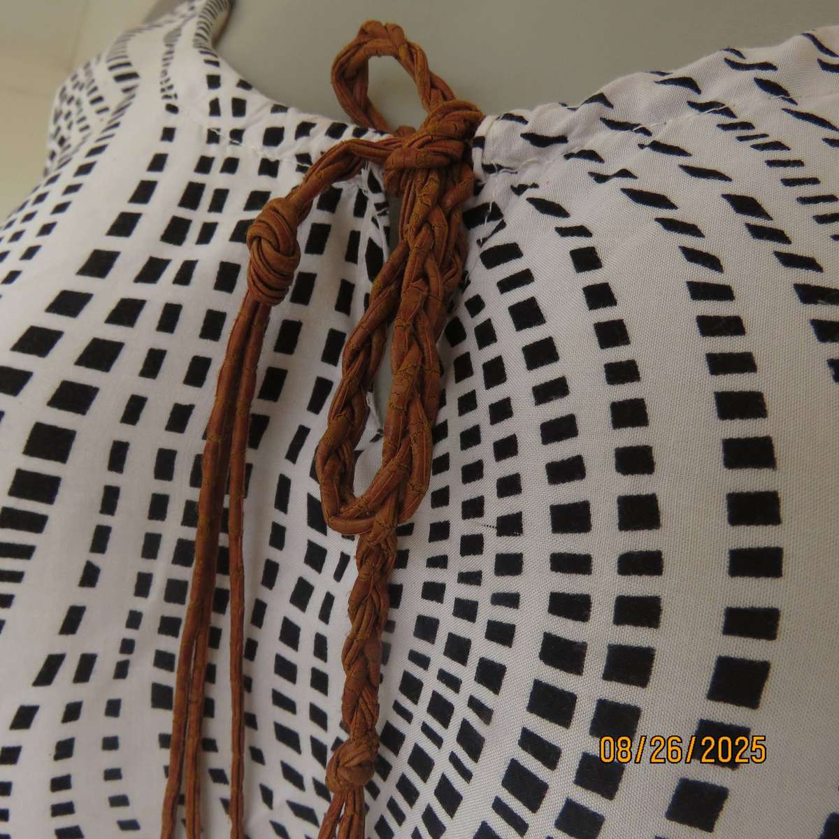 Boutique made monochrome graphic print with crimson border long top-dress. Size 36