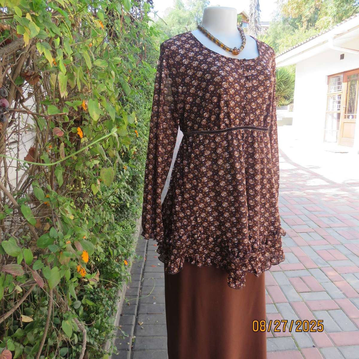MILADY'S long brown slip over long sleeve empire style top. Size 38
