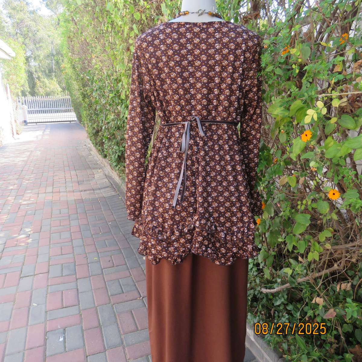 MILADY'S long brown slip over long sleeve empire style top. Size 38