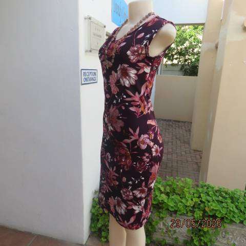 Pink Mulberry floral textured stretch polyester sleeveless slip over dress size 32