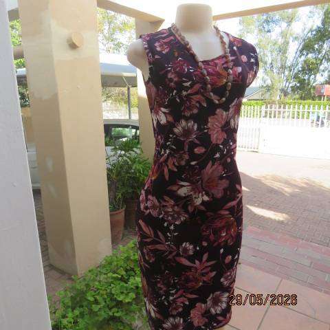 Pink Mulberry floral textured stretch polyester sleeveless slip over dress size 32