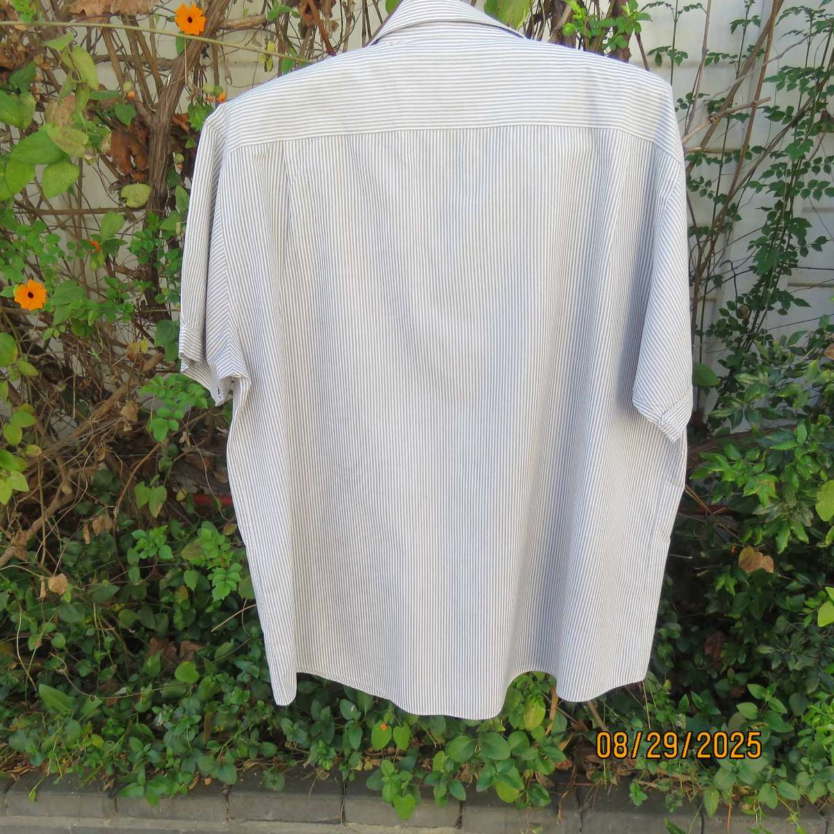 DAVID JONES short sleeve white-grey vertical striped shirt size 3XL