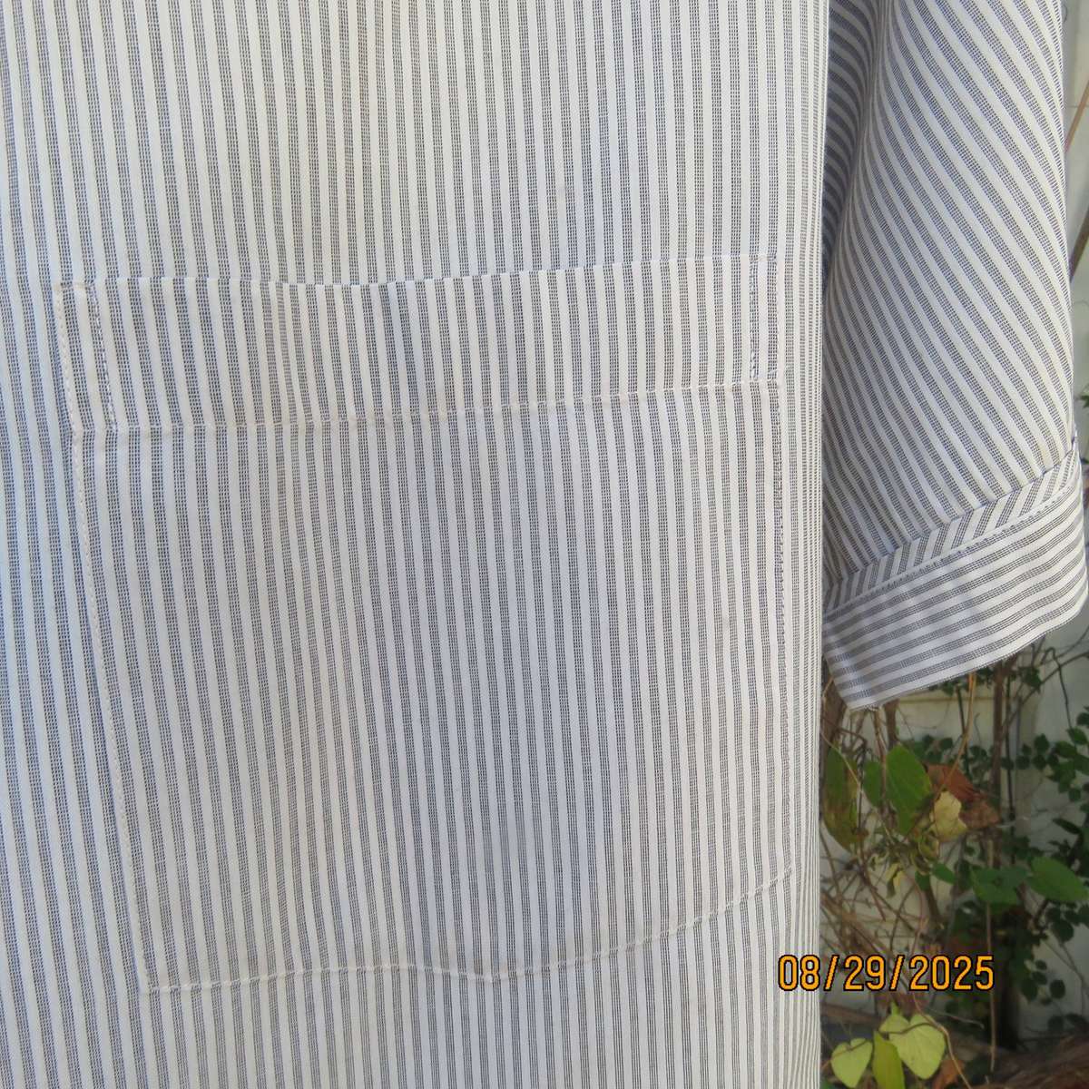 DAVID JONES short sleeve white-grey vertical striped shirt size 3XL