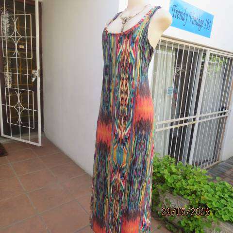 Bo-Ho maxi dress with vertical colour patterns and low backline, size 36