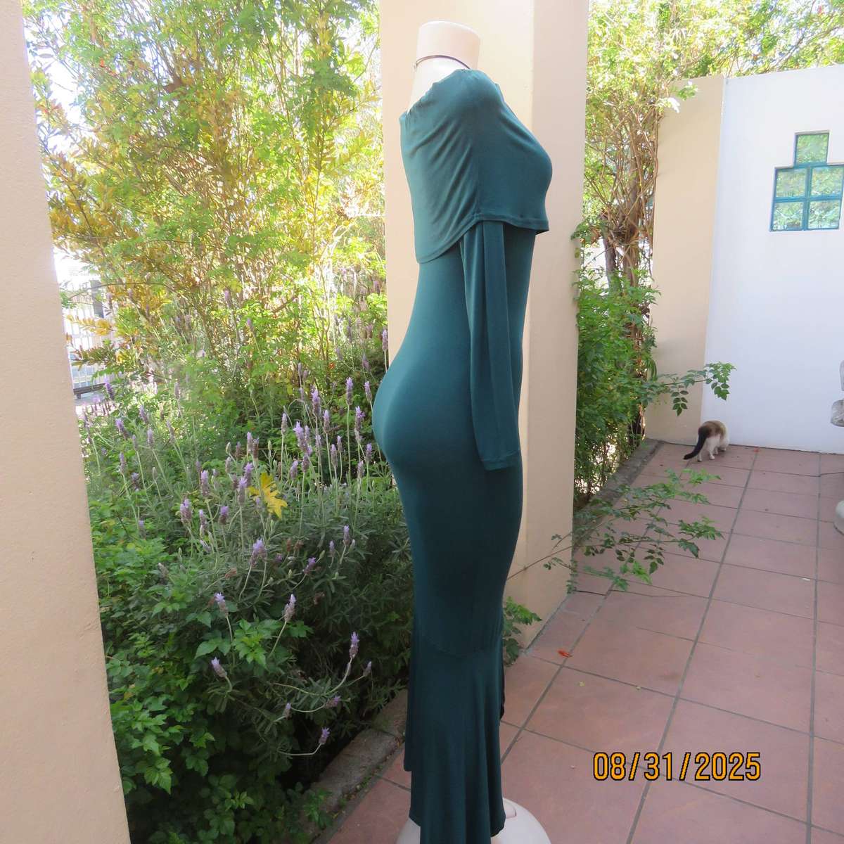 ZE Style mermaid dress in poly-viscose stretch castleton green fabric. Bodycon. Size 32