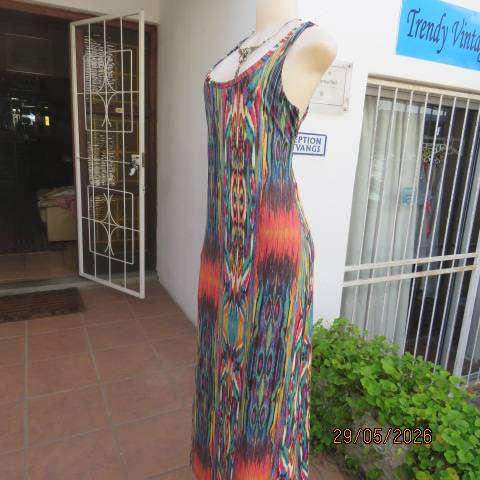 Bo-Ho maxi dress with vertical colour patterns and low backline, size 36