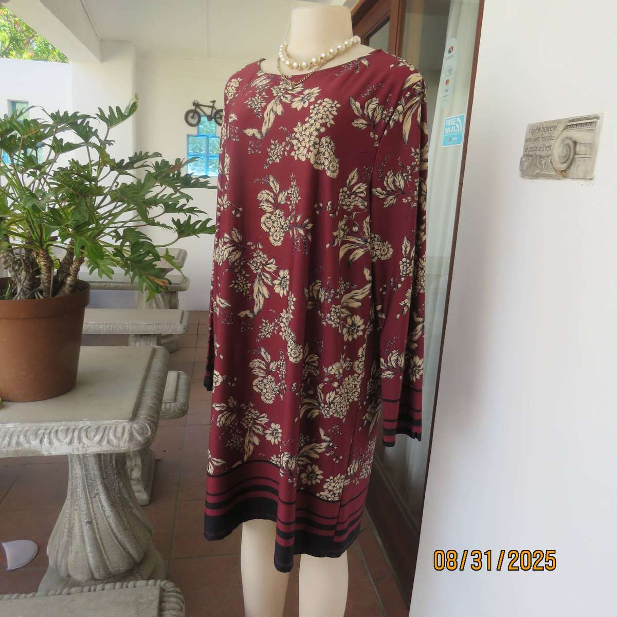 REAL Woman shift dress-long top in maroon-cream floral stretch polyester. Size 42
