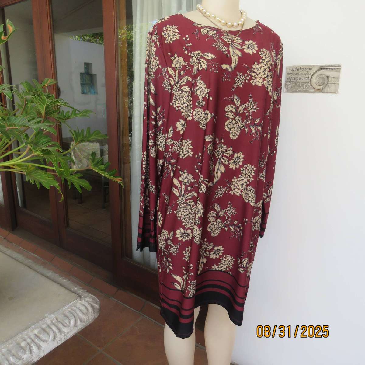 REAL Woman shift dress-long top in maroon-cream floral stretch polyester. Size 42