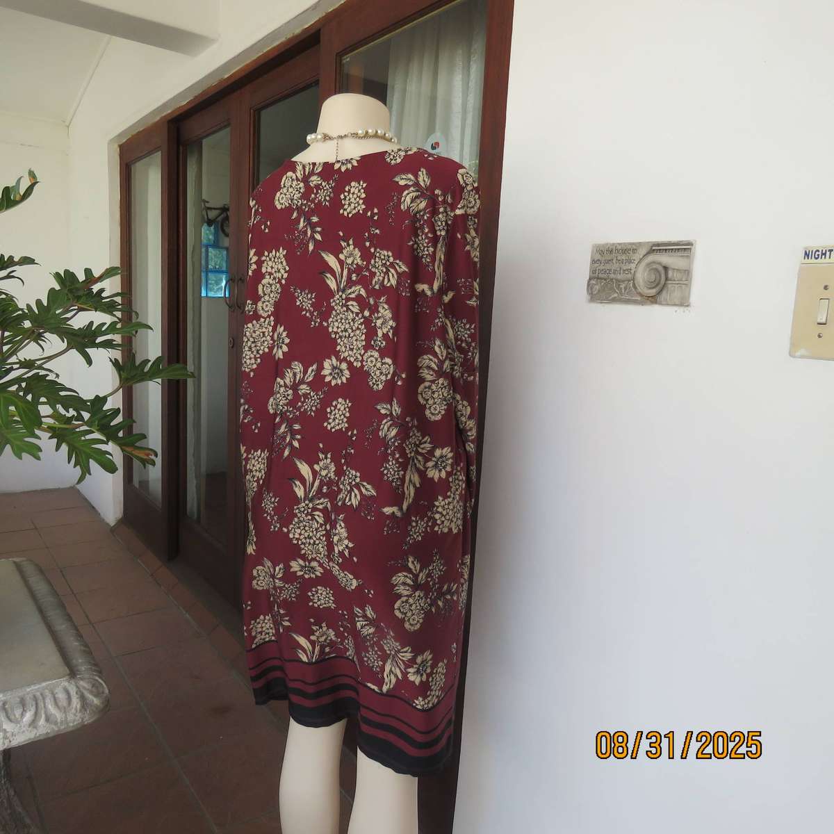 REAL Woman shift dress-long top in maroon-cream floral stretch polyester. Size 42