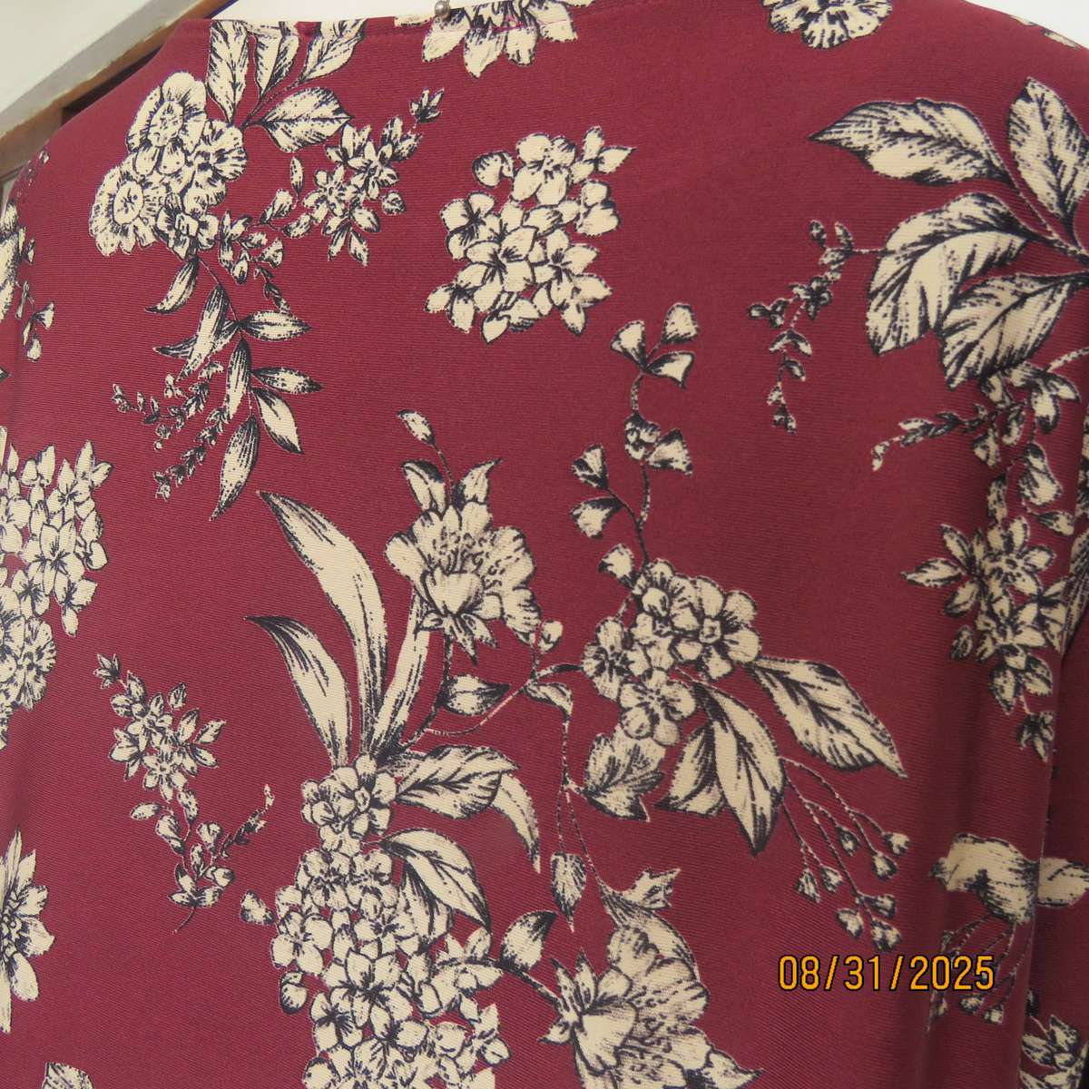 REAL Woman shift dress-long top in maroon-cream floral stretch polyester. Size 42