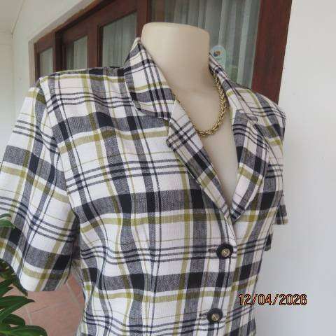 Classic textured polyester-viscose black, white & gold check short sleeve top-jacket - Size 36