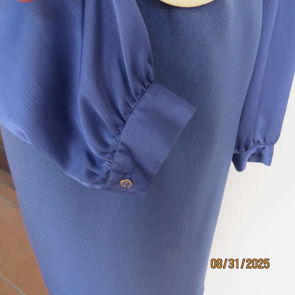 RETUS 2 pc dress and jacket outfit in glaucous blue. Button down jacket. Size 42