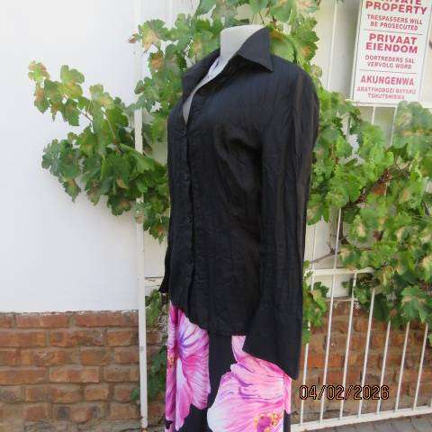 IN Clothing black crinkled silky polyester tailored long sleeve top in size 36.