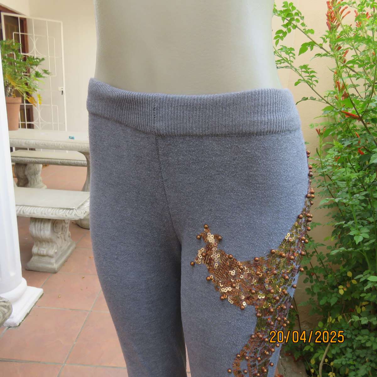 KINGS BABY dim grey 2 pc polycotton knit pantsuit size 30-32. Luxury gold sequin decoration.