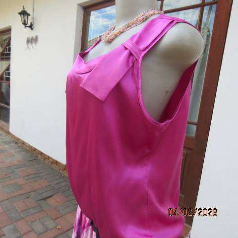 MASSUMI magenta pink silky stretch satin polyester sleeveless blouson top size 36-38