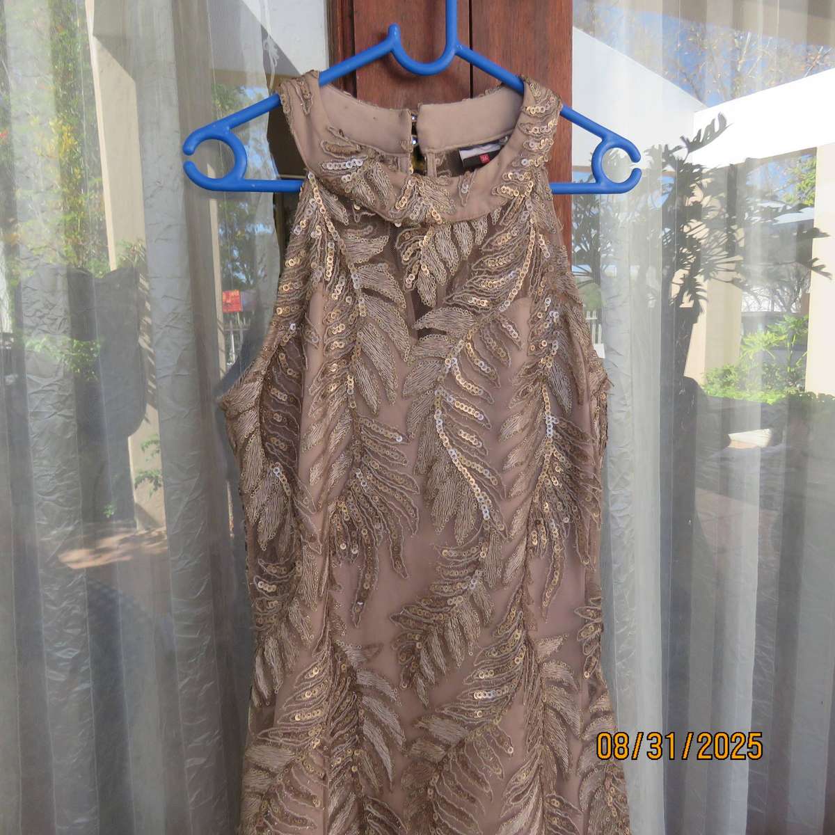 Ecru colour luxury embellished sheath lined sleeveless dress size 26-2